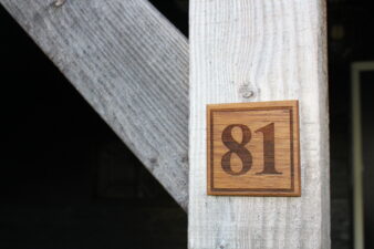 Hausnummer Holz